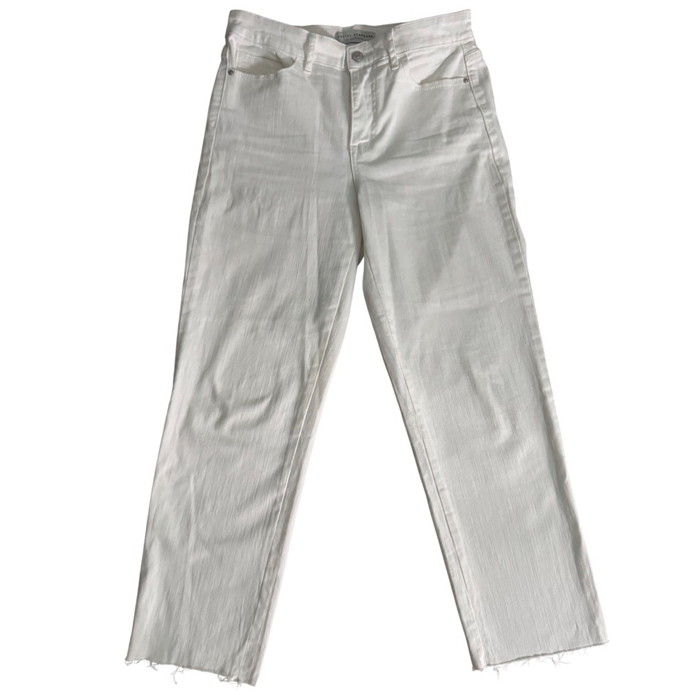 Social Standard by Sanctuary High Rise Cropped‎ Straight White Jeans Size 6